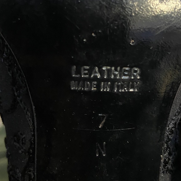 Yves Saint Laurent Black Shoes - Picture 5 of 7